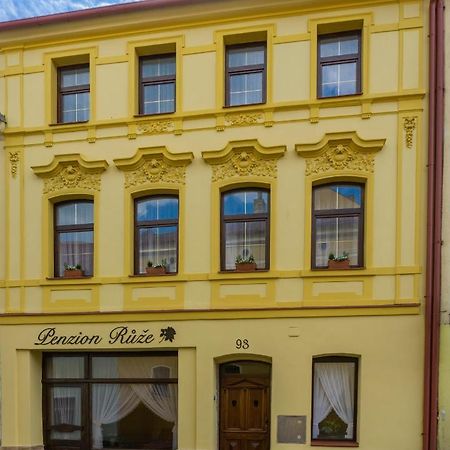 Penzion Ruze Benesov nad Ploucnici Eksteriør billede
